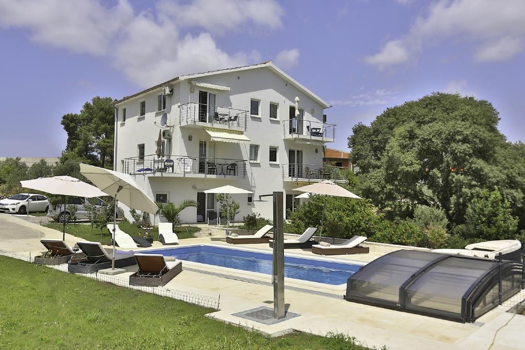 Villa Oleander Марина Экстерьер фото